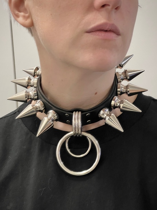 Accessories - Ultra spiked collar